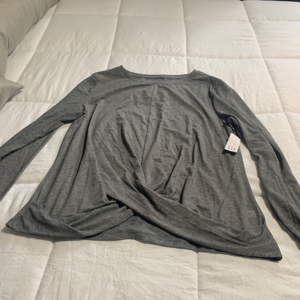 Gat Fit Breathe twist front shirt